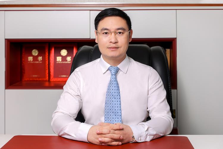 國(guó)泰基金公司待遇怎么樣，國(guó)泰基金楊飛